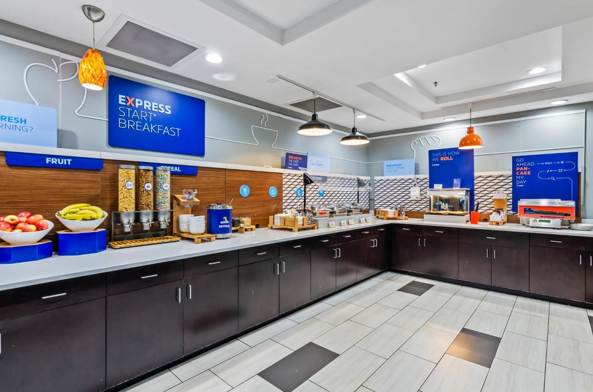 Holiday Inn Express & Suites Wytheville By Ihg Eksteriør bilde